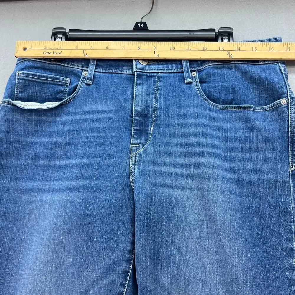 Levi's Jeans Women's 16 Blue Classic Mid Rise Skinny Preppy Normcore Mom Jeans - Picture 10 of 14